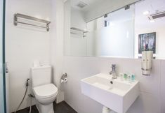 Lain-lain 6 Q Loft Hotels@Mackenzie