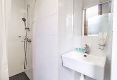 Lain-lain 7 Q Loft Hotels@Mackenzie