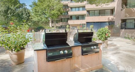 Others 2 Oakwood Arlington