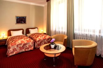 อื่นๆ 4 Vila Auska