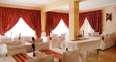 Others 2 Hotel Helena