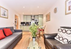 Khác 4 Allen Gardens Apartments