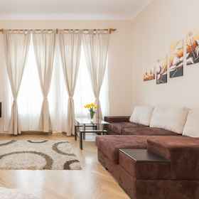 Wawel Apartments - Old Town 1, Hotel Wielopole 2