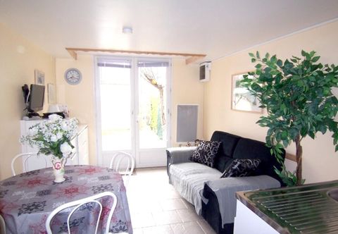 Others House With 2 Bedrooms in Lapeyrouse, With Wonderful Lake View, Enclosed Garden and Wifi - 80 km From the Slopes