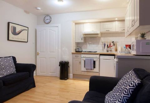Lain-lain 2 Bedroom Flat In West End