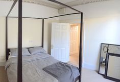 Others 2 Charming 2BD Flat Cheltenham, Gloucestershire