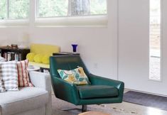 Others 4 Bask in Light at an Artistic Townhouse Minutes From Downtown