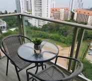 Others 3 Riviera 1BR Sea View B1702