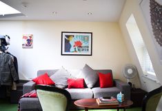 기타 6 1 Bedroom Top Floor Flat In Fitzrovia