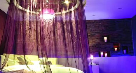 Others 2 The Love of Maple Theme Hotel