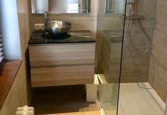 その他 6 Bright and Modern Apartment With one Bedroom in the City Center of Bru