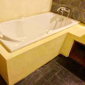 メゾン マザヤ ホテル 1, ブラングシンガの滝ホテル