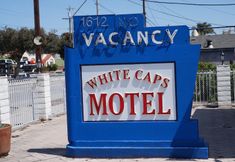 Others 5 White Caps Motel