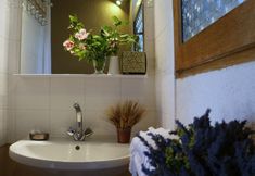 Others 6 Bright Studio in Tarascon, Provence, With Pool Access, Furnished Garde