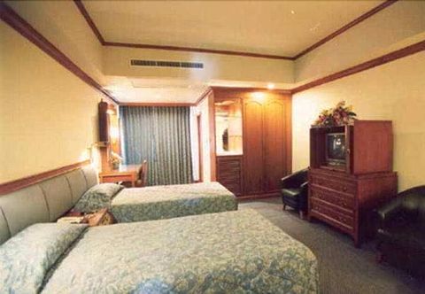 Others River Side Bangkok