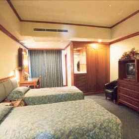 River Side Bangkok 1, Hotel Wat Chakrawatrachawat Woramahawihan (Wat Sam Pluem)