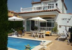 Others 7 House With 4 Rooms in Miami Platja, With Private Pool, Enclosed Garden