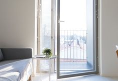 Others 7 SSA Spot modern 3-room apt ID 5001B27