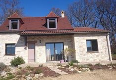 Others 7 Villa With 4 Bedrooms in Marnac, With Private Pool, Furnished Garden a