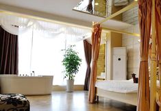 Others 5 The Love of Maple Theme Hotel