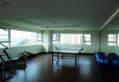 Others 5 Methvanont Manor