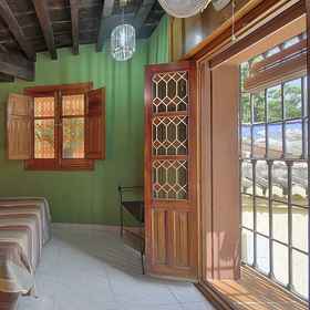 Apartamentos La Miga 1, โรงแรม & ที่พัก Lanjaron