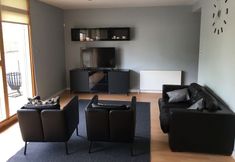 Others 5 Hydro SECC Apartment