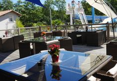Others 7 Bungalow With 2 Bedrooms in Soulac-sur-mer, With Pool Access, Furnishe