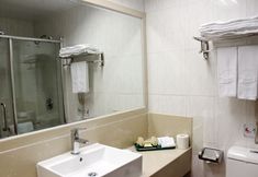 Others 6 Shenzhen Luohu Railway Station Hotel - West Building