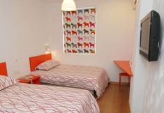 기타 2 Pod Inn