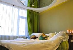 Others 7 The Love of Maple Theme Hotel