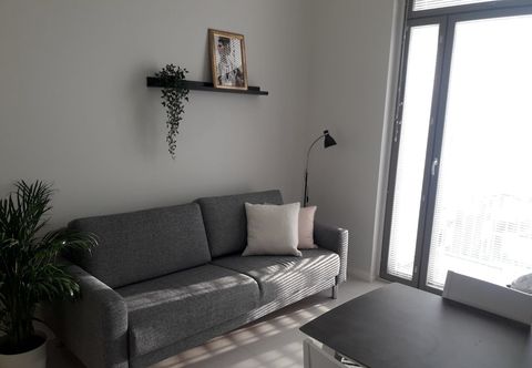 Others SSA Spot modern 3-room apt ID 5001B27