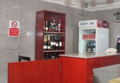 Others 4 Class Suites Signature