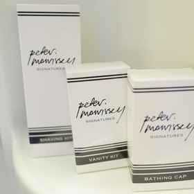 Oakwood Apartments Ariake 1, 스타벅스 커피 마이하마 익스피어리 2F 트레이더스 패시지점 호텔