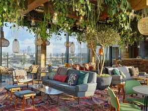 Lobi 4 Treehouse Hotel London