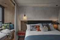 Kamar Tidur Treehouse Hotel London