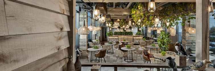 Lobi Treehouse Hotel London