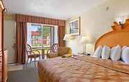 ห้องนอน 4 Days Inn & Suites by Wyndham Clovis