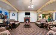 Lobby 2 Days Inn & Suites by Wyndham Clovis