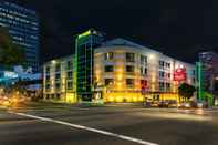 Luar Bangunan Best Western Plus LA Mid Town Hotel