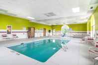 Swimming Pool Quality Inn Raton