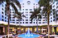 Swimming Pool Sheraton Suites Fort Lauderdale Plantation