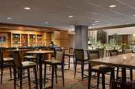 บาร์ คาเฟ่ และเลานจ์ Embassy Suites by Hilton Oklahoma City Will Rogers Airport