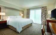 Bedroom 3 Embassy Suites by Hilton Scottsdale Resort