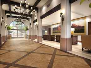 Lobby 4 Embassy Suites by Hilton Scottsdale Resort
