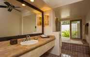 In-room Bathroom 6 Hana-Maui Resort, a Destination by Hyatt Residence