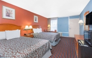 Bedroom 7 Days Inn by Wyndham Albany