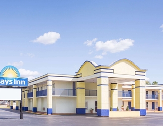 Exterior 2 Days Inn by Wyndham Albany