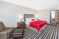 Bedroom Ramada by Wyndham Pottsville/Frackville