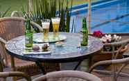 Bar, Cafe and Lounge 4 Leonardo Beach Tel Aviv